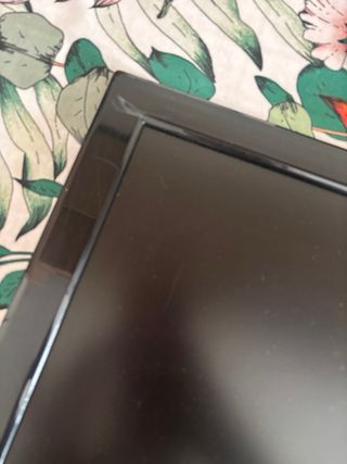 Televisor OKI pequeño