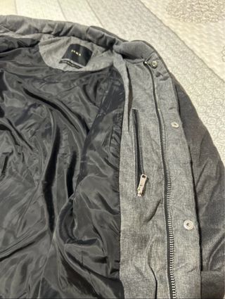Abrigo acolchado gris Zara Talla XL Nueva