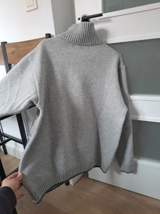 Jersey grueso con cremallera y estampado