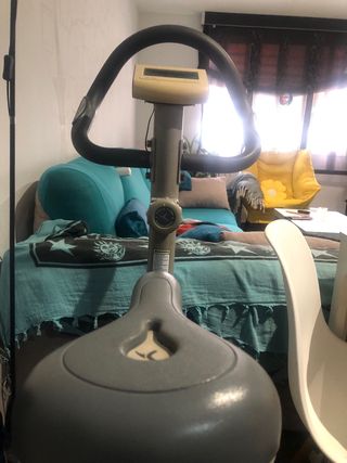 Bicicleta Estática Decathlón. Funciona perfecto.