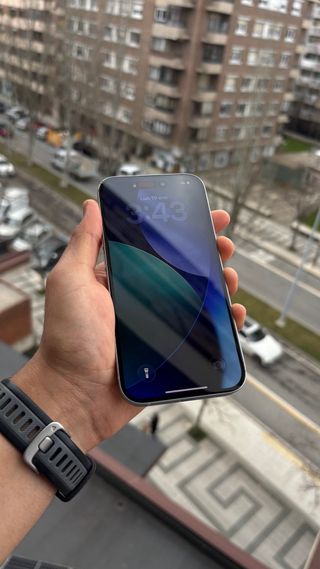 iPhone 15 Gris/Plata