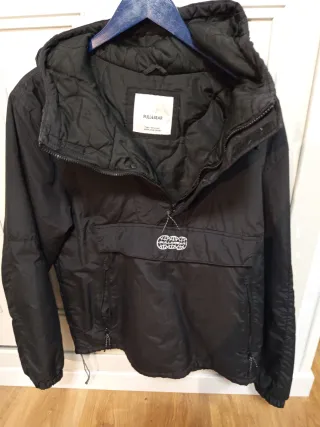 Lote 4 Chaquetones Talla M/L Varias Marcas