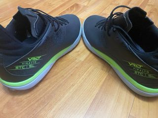 Zapatillas Kipsta Negras y Verdes