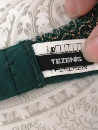 Conjunto lencería encaje verde y beige