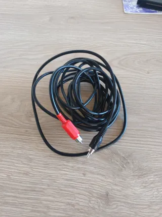 Cable SEGA RCA Negro y Rojo