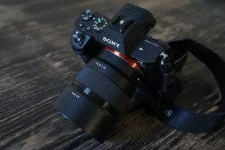 Fotocamera Sony A7 II + obiettivo FE 50mm f/1.8