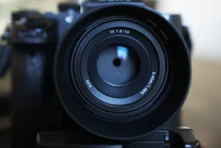 Fotocamera Sony A7 II + obiettivo FE 50mm f/1.8