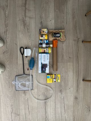 Acuario y mueble madera