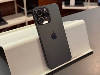 iPhone 15 Pro Max - GARANTIA