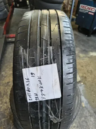 Neumático Hankook 205/60R16