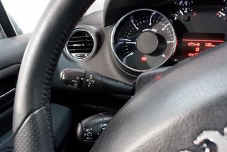 Peugeot 5008 5008 1.6 HDI 120CV ALLURE BLUE HDI 7 PLACES