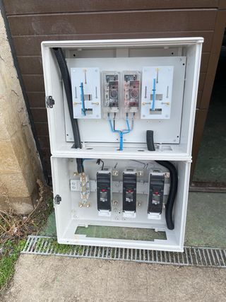 Armario Eléctrico PNZ-CPM3-D2/2-M 2c