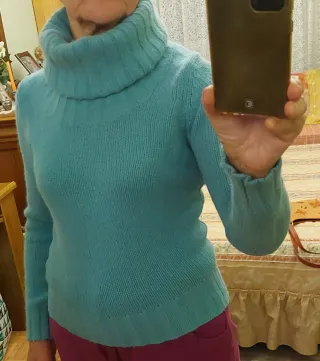 Jersey cuello alto verde azulado