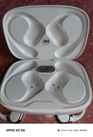 Auriculares Inalámbricos JH2 Plata y Blanco