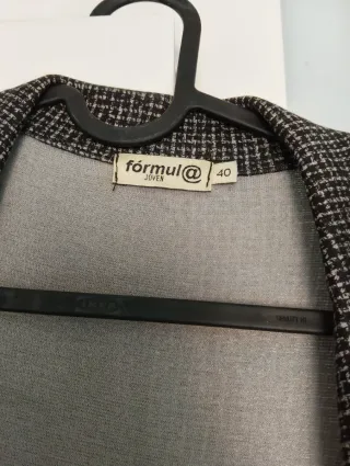 Vestido midi Fórmula Joven Talla 40