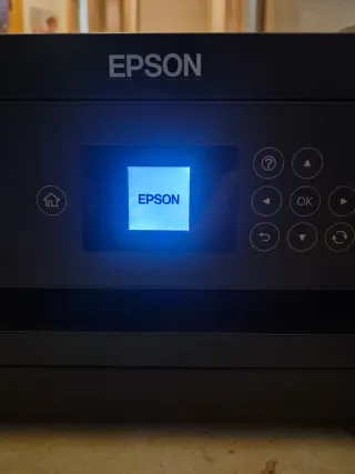 Impresora Epson Ecotank ET-2750 escanea e imprime