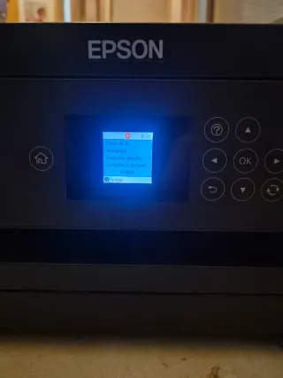 Impresora Epson Ecotank ET-2750 escanea e imprime