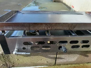 Plancha de gas profesional