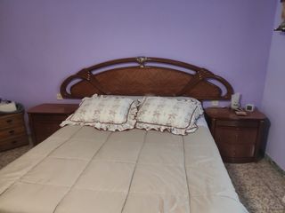 Habitación de matrimonio, con todos los muebles.