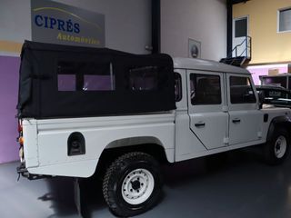 Land-Rover Defender 130 2.5 TD5 122cv