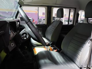 Land-Rover Defender 130 2.5 TD5 122cv