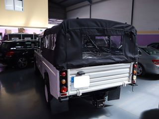 Land-Rover Defender 130 2.5 TD5 122cv