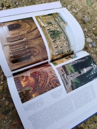 Libro de monumentos de España