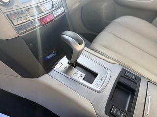 Subaru Legacy 2.0R PREMIUM SDN