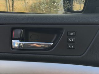 Subaru Legacy 2.0R PREMIUM SDN