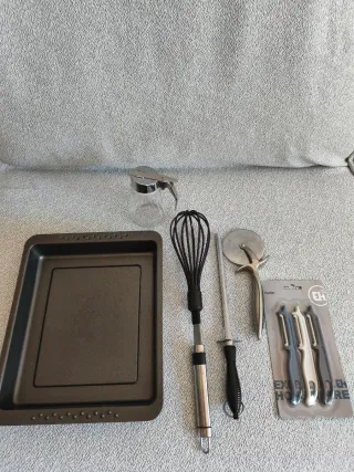 Set Utensilios Cocina: Pelador, Batidor,etc..