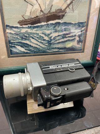 Cámara Cine Nikon Super Zoom 8X Vintage