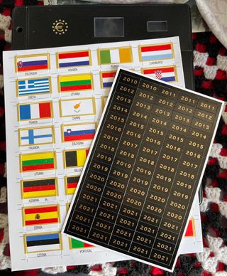 PACK 12 HOJAS PARDO MONEDAS DE EUROS (8 valores)