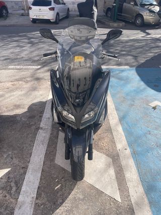 Maxiscooter Kymco Grand Dink 300