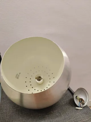 Lampadario Mid-Century Modern argentato sferico