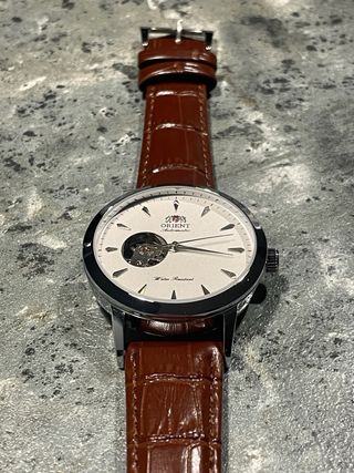 Reloj Mod Orient Automático Open Heart Marrón