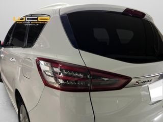 FORD SMAX 2.0 TDCi Panther 110kW Titanium