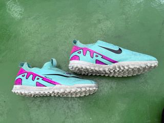 Lote de Botas de fútbol Nike Talla 36.5