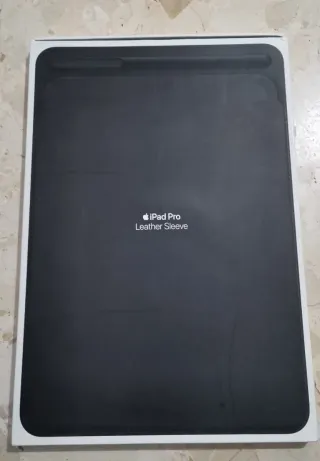 Funda Apple iPad Pro 10.5 Piel Negra Leather Sleev