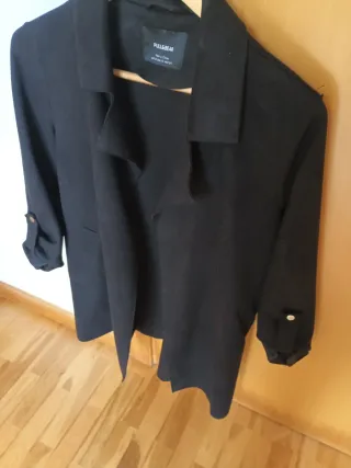 Chaqueta Pull and Bear Negra Talla XS