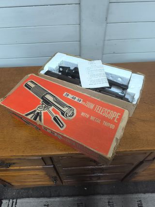 Telescopio Zoom 20-60x50mm con trípode