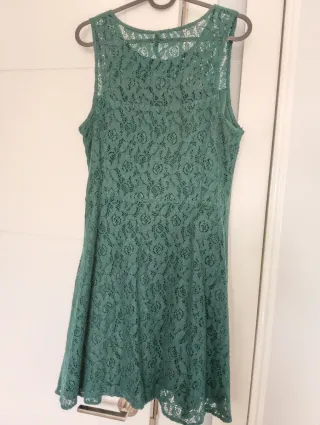 Vestido verde encaje talla M