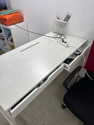 Escritorio blanco Ikea