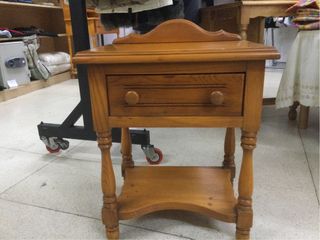 Mesitas de noche de madera