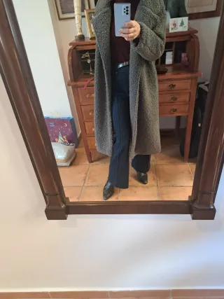 Abrigo largo gris borreguito