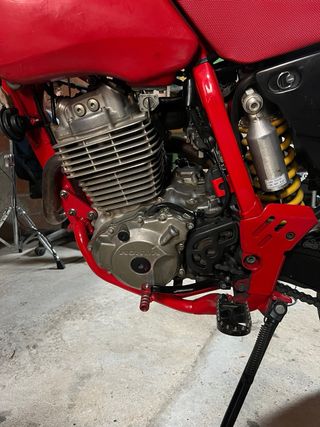 Honda XR 400R enduro matricualda restaurada