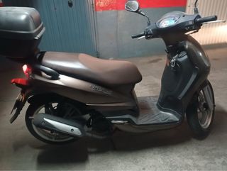 Peugeot Tweet 125cc Scooter Marrón