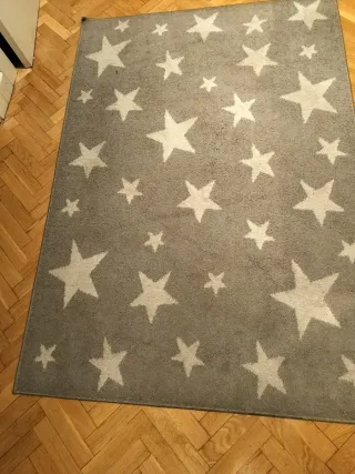 Alfombra juvenil estrellas gris y blanco