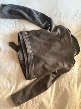 Chaqueta Bershka Gris