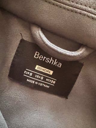 Chaqueta Bershka Gris