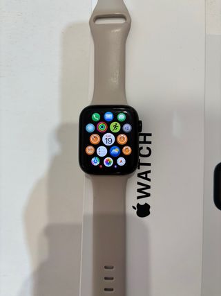 Apple Watch SE 44mm Beige/Gris